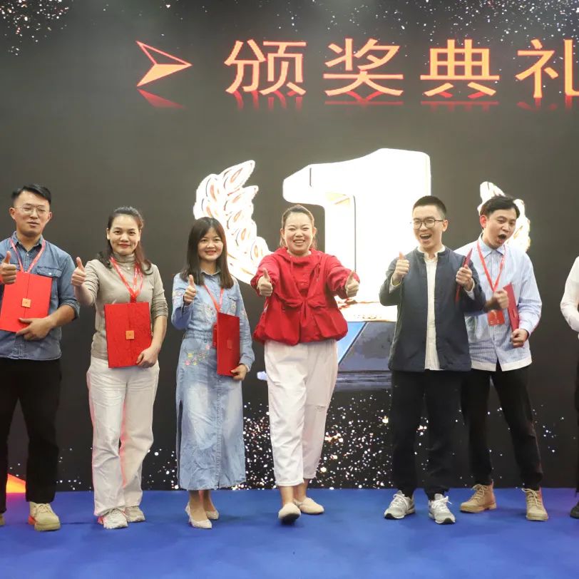 要火直播第一期《抖音电商运营型主播特训营》圆满结束啦!