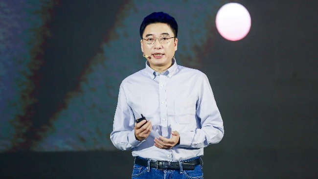 金山数字办公平台发布 CEO章庆元：不想和钉钉、企业微信等竞争