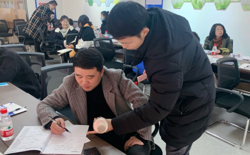德清淘宝直播专项培训班圆满落幕,助力德清电商人才打好开播基础