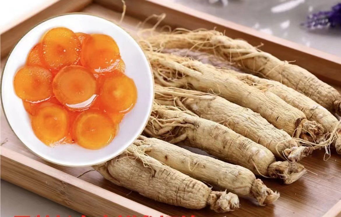 元气满满的解馋健康零食来了！东方甄选带你品尝长白山鲜参蜜片