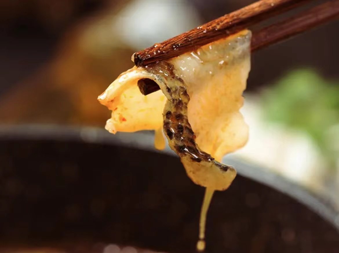 免切免洗免调味的免浆黑鱼片，东方甄选让你在家也能享受大厨美味