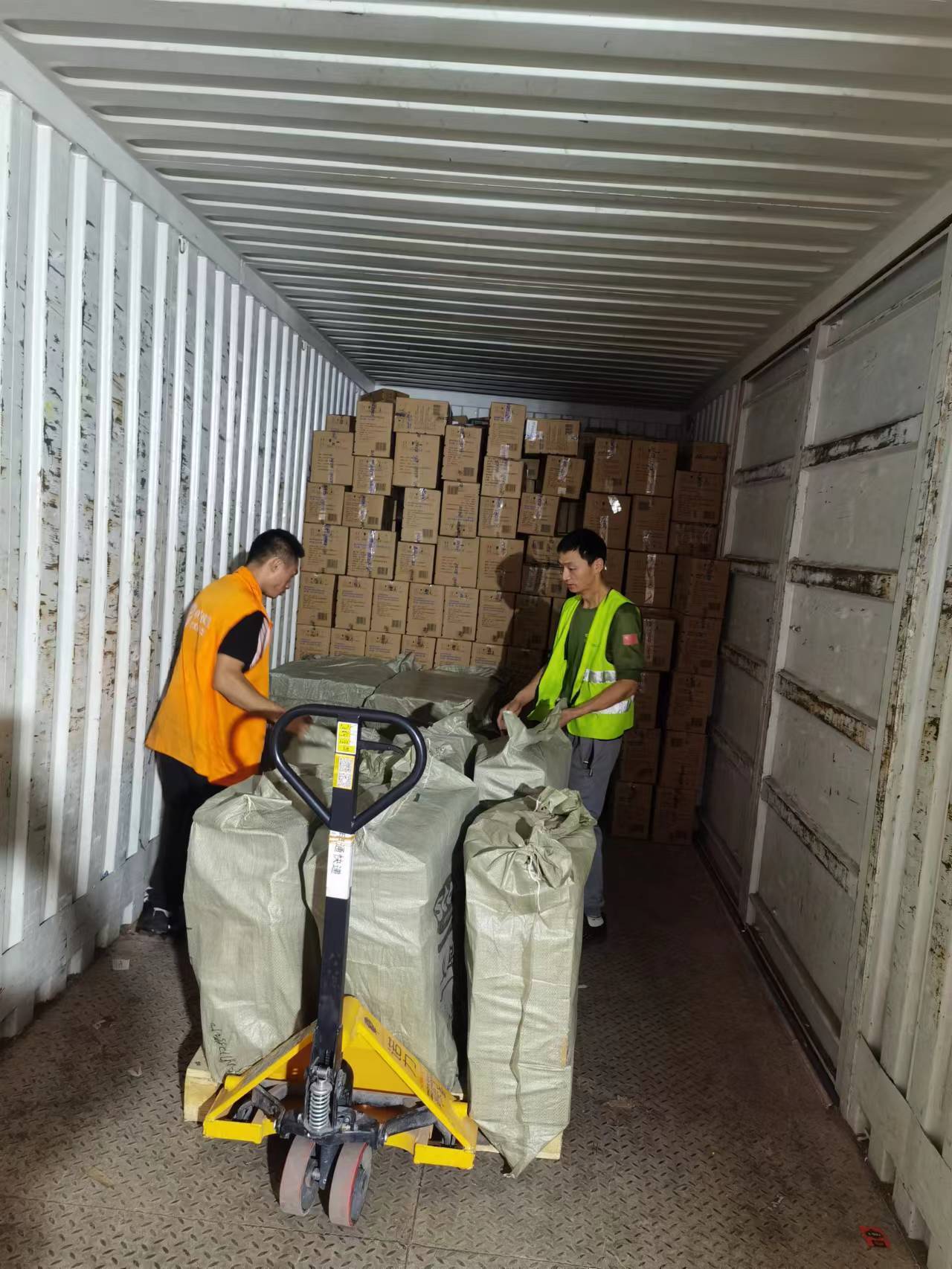 连续13年综合市占率第一的“中国版宝洁”，为什么选择申通