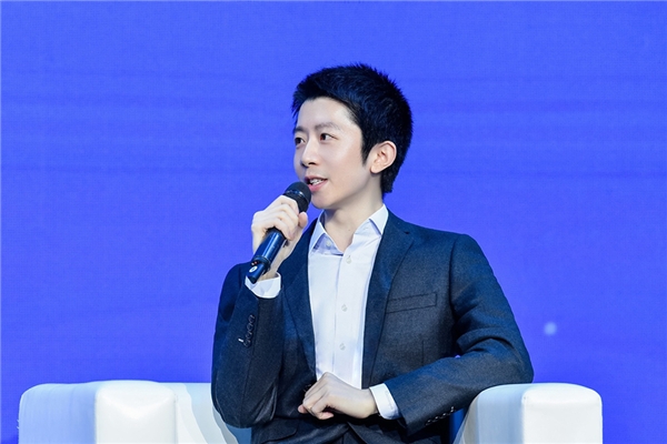 共襄“国际消费中心示范城市建设”盛举，什么值得买亮相2022北京商业高峰论坛