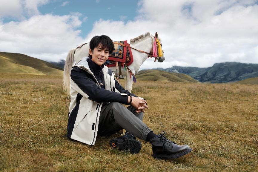 2023年服饰行业的新格局！冲锋衣成市场搅局者