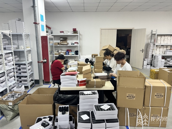 各大电商平台“双11”玩法出新 消费者接招吗？