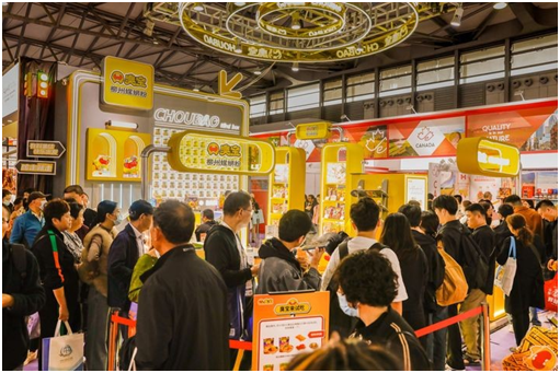 抖音登顶多项榜单 臭宝FHC展会现场气氛热烈