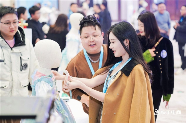 70+母婴品牌与40+达人齐聚一堂，快手母婴亲子优选会助力商达生意新增长