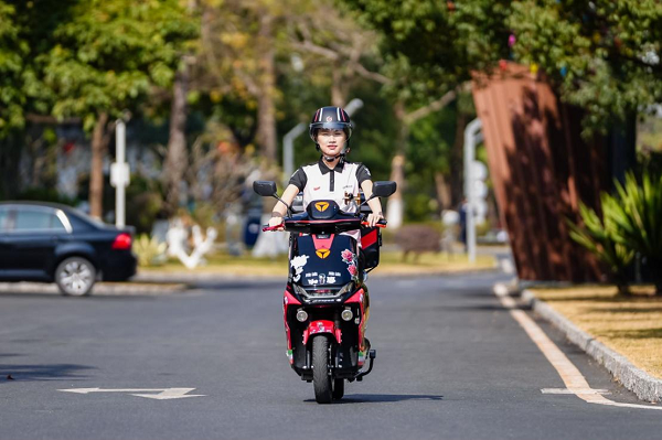 端午佳节临近，顺丰同城品质服务拉满送礼仪式感