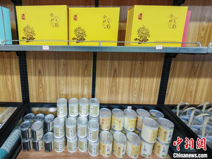 (新春走基层)江苏滨海土特产搭上电商“快车” 为乡村振兴添活力