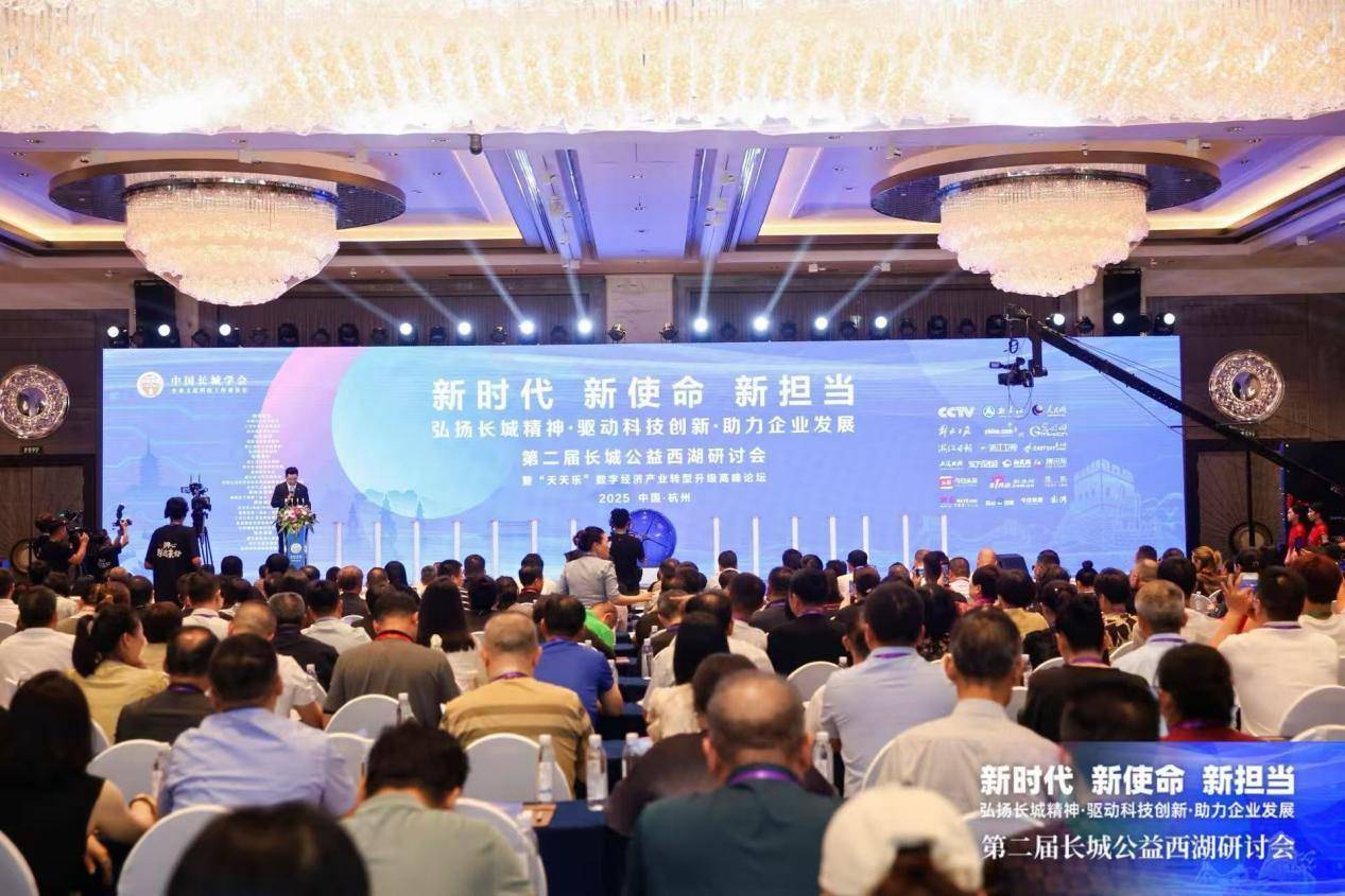 华为集团终端云智慧开发部部长涂丹丹：以前沿开发经验绘制技术赋能图谱