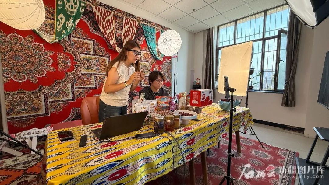 十年增长十倍！杭州援疆为阿克苏电商按下“加速键”