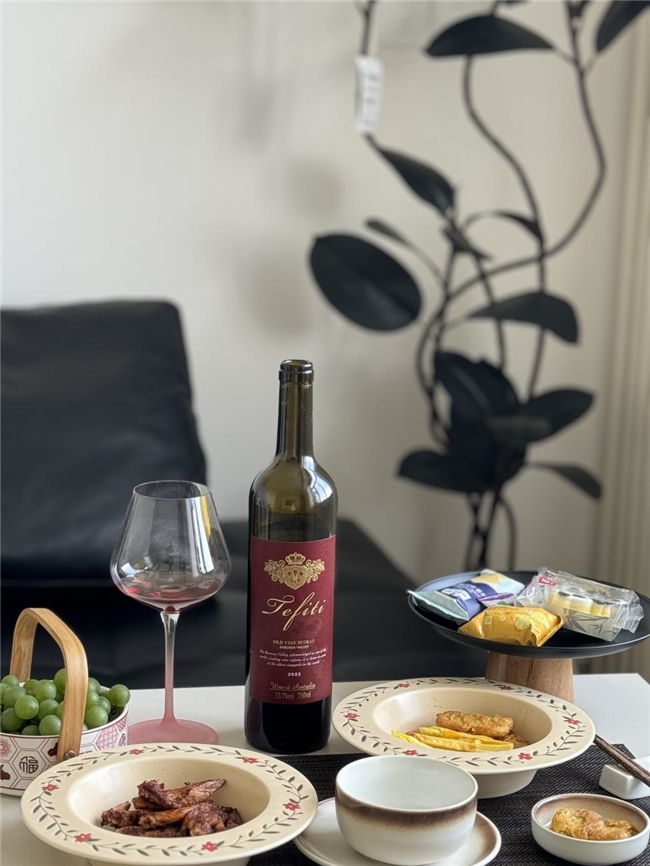 国庆赠礼指南：特菲缇西拉红酒，健康与品味的完美融合！