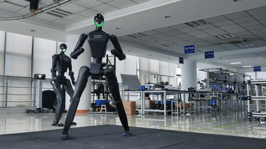 展商推荐｜1秒起身“鹿明机器人”重新定义人形机器人
