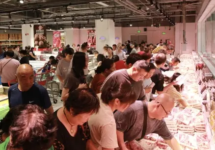 京东折扣超市“千头猪万吨菜”计划引爆河北消费市场