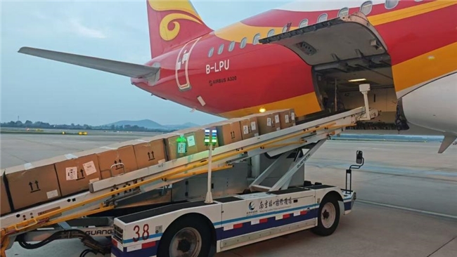 19万只销量登顶！京东佳宝成香港大闸蟹最大零售商 八折回馈市民