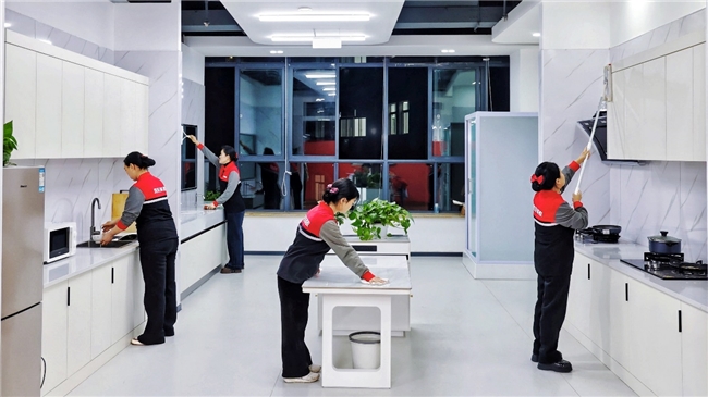 京东家政创新打造“场景教学+培宿一体”模式，打造养老服务专业人才