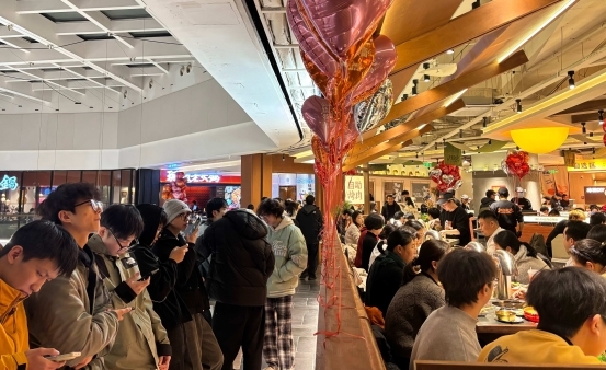 人均60元原切肥牛自由，流浪泡泡杭州双店引爆年轻消费热潮