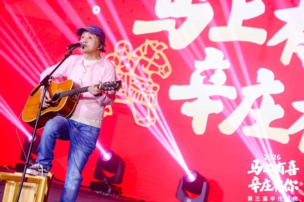 辛庄“村晚”火出圈，唱响乡村振兴好声音！