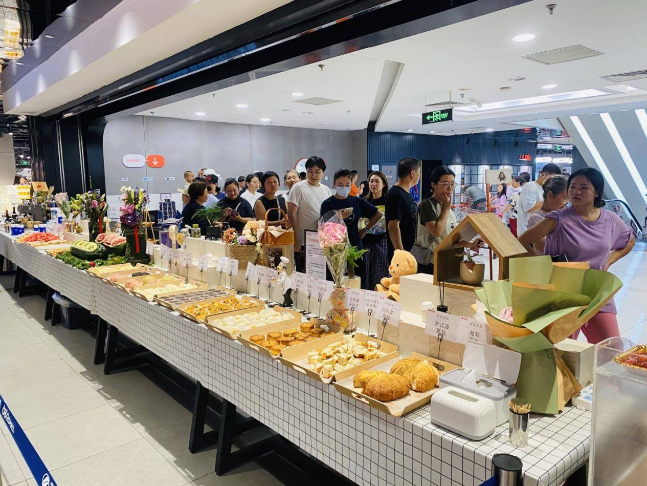 AI赋能焕新一周年！物美学清路店感恩回馈，邀您共赴盛典