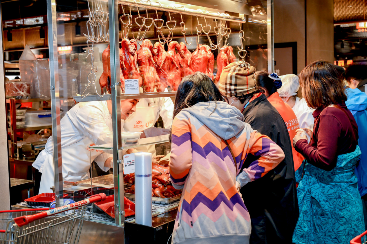 AI赋能焕新一周年！物美学清路店感恩回馈，邀您共赴盛典