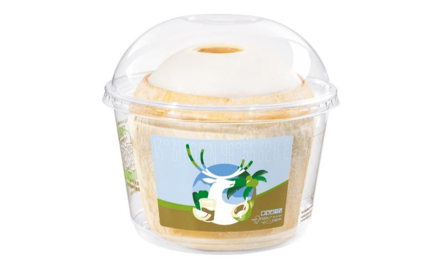 瑞幸首创生椰拿铁上市五周年，全球销量突破20亿杯