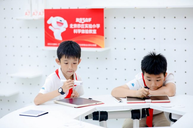 从单点试点到全国复制 京东“3D 打印科技工坊”将落地全国让科创学习可触可感